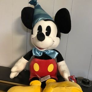 Disney Parks Birthday Mickey Mouse 90th limited edition plush